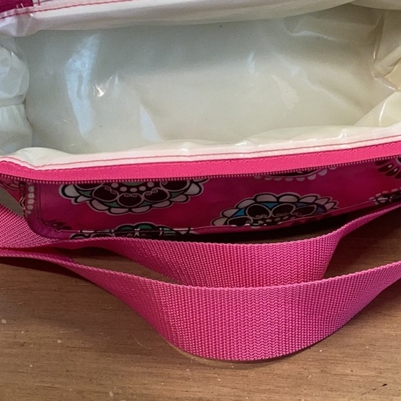 Vera Bradley Pink Floral Lunch Box - Picture 8 of 8